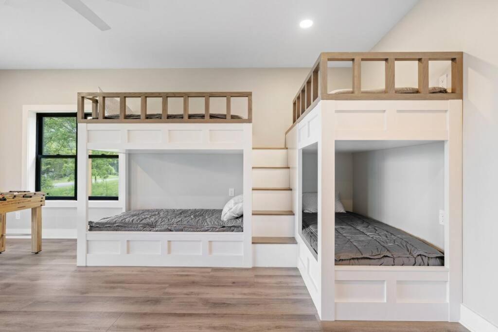 New Home, Dock, Kayaks, Game Room, Water Views Winchester ภายนอก รูปภาพ