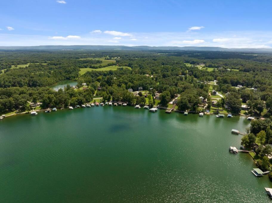 New Home, Dock, Kayaks, Game Room, Water Views Winchester ภายนอก รูปภาพ