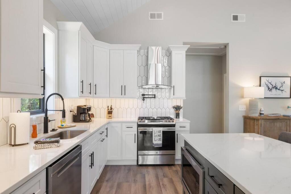 New Home, Dock, Kayaks, Game Room, Water Views Winchester ภายนอก รูปภาพ