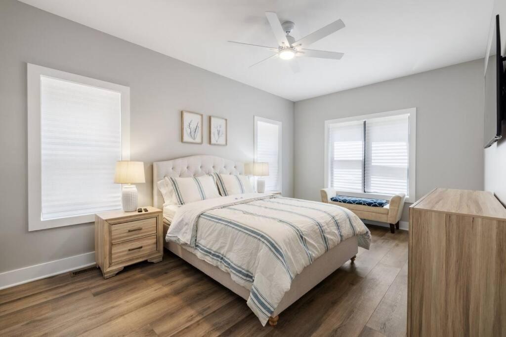 New Home, Dock, Kayaks, Game Room, Water Views Winchester ภายนอก รูปภาพ